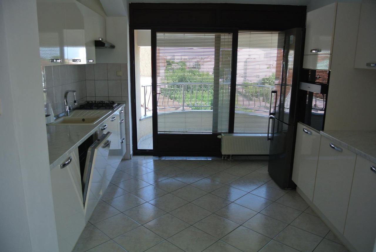 Apartments Bobi ซาดาร์ ภายนอก รูปภาพ